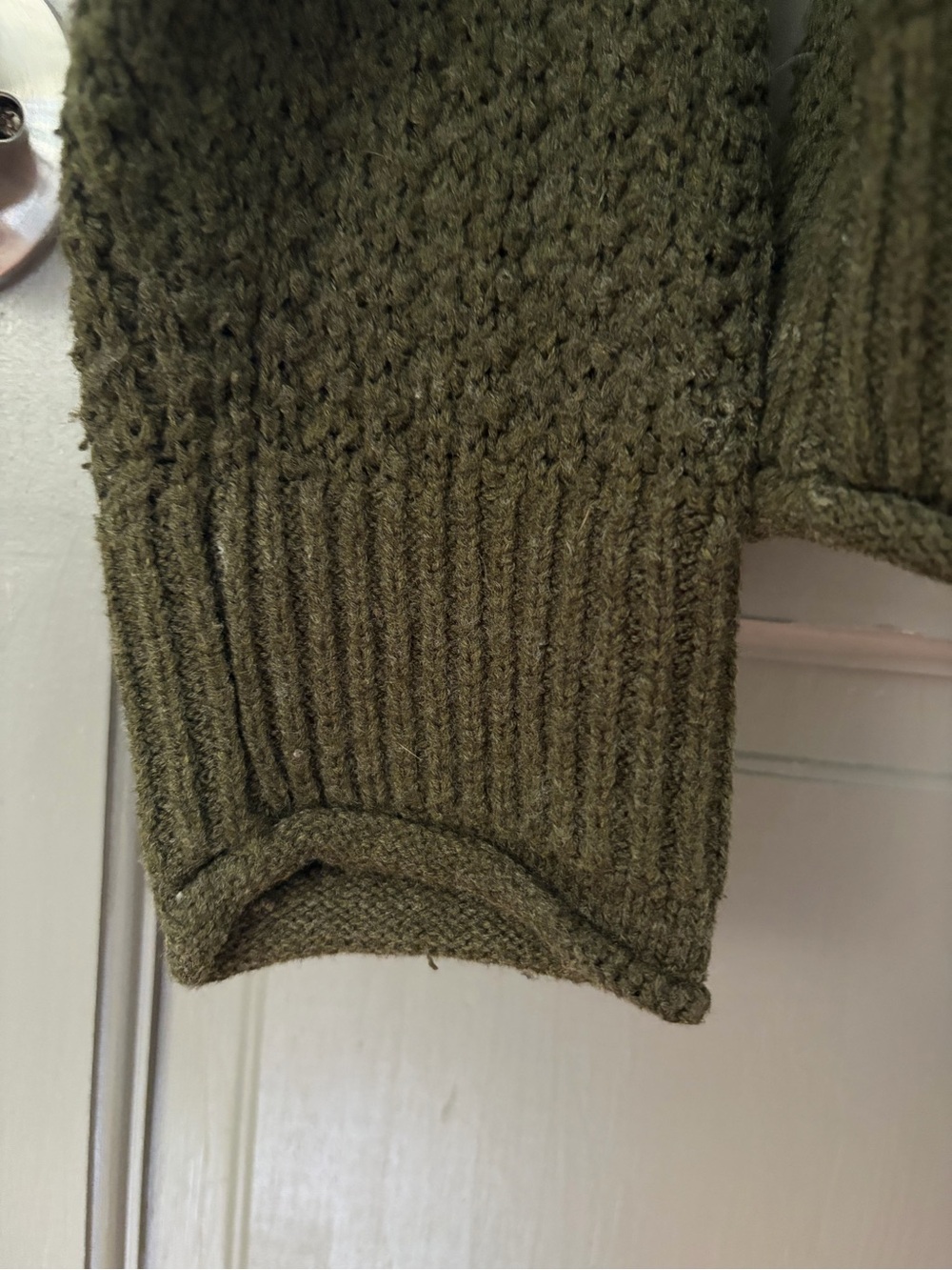 Universal Thread Olive Green Knit Crewneck Sweater - Picture 5 of 6